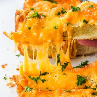 Cheddar Garlic Bread