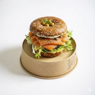 Bagel De Salmón Ahumado/Bagel filled with smoked salmon
