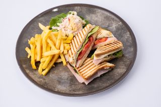 Tost sendvič sa šunkom 300 gr