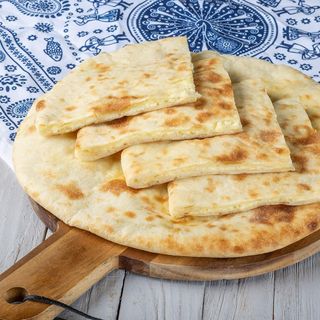 ხაჭაპური სტანდარტული (ოთხ  ნაჭრიანი)