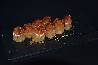 Uramaki Tartar Queso