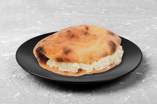 Lepinja sa kajmakom 220 gr