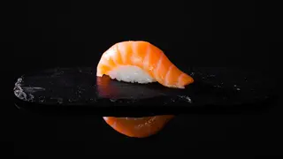 Nigiri Salmon