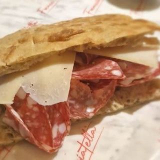 Schiacciata Prosciutto Toscano D.O.P.