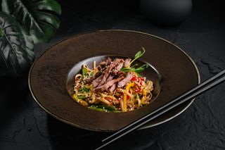 Udon cu carne de vită