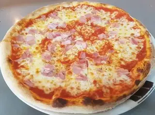 Pizza Prosciutto
