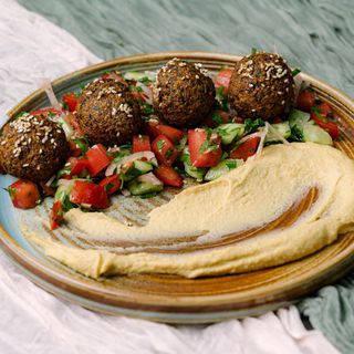 Фалафели с хумус