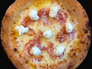 Pizza Carbonara