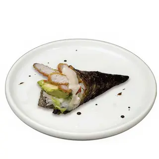 128. Temaki de Pollo Frito, Lechuga y Aguacate (1 Ud)
