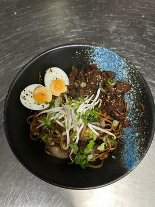 Wok Tallarines con ternera 