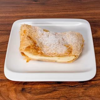 Slana štrudla sa sirom 100g