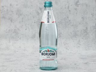 Woda Mineralna BORJOMI Вода мінеральна БОРЖОМІ (0,5L) (0,5ml)