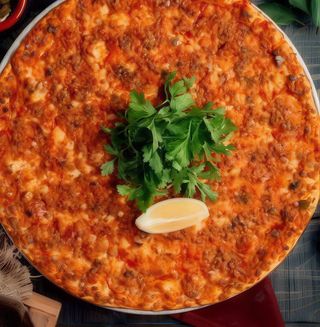 11.Pizza Turca Lahmacun Con Verduras