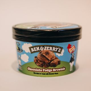 Helado de chocolate Fudge y Brownie