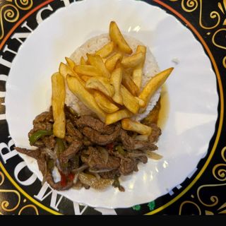 Lomo saltado