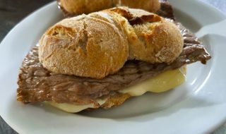 Prego no Pão à Badoxa