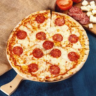 პიცა პეპერონი (33 სმ)