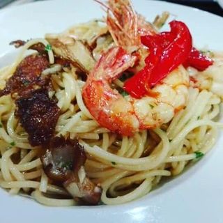 Spaguettis Con Salsa Peperonccino