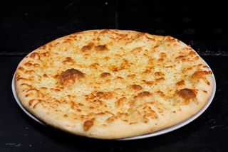 Pizza Focaccia  Mozzarella