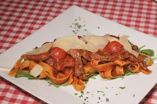 Tagliatelle con solomillo