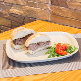 Sanduíche de Bochecha de Porco Ibérico