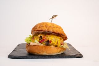 Телешки Бургер в стил Филаделфия