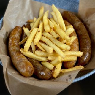 Баварська дошка ковбасок (320/60г)