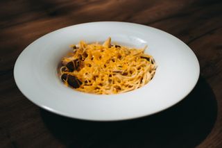 Спагетті з куркою і грибами 350г