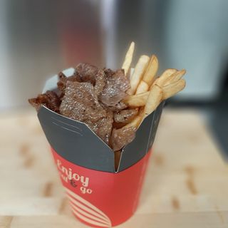 Box duży z frytkami mięso mieszane