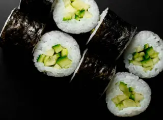 43. Hosomaki De Pepino (8 Pzs.)