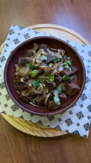 Баранина с луком
(0.510г)