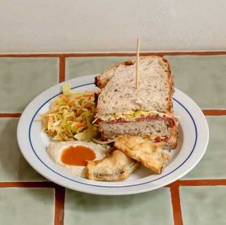 Sanduíche de Rosbife