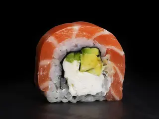 ФІЛАДЕЛЬФІЯ З ЛОСОСЕМ (300g)