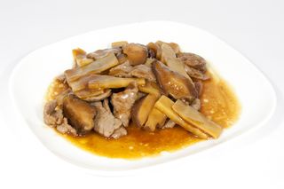 Vitello funghi e bambù