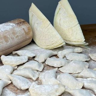 Mrożone Pierogi z Kiszoną Kapustą (500 g)