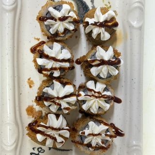 Hosso Maki Frito (8 Pzs.)