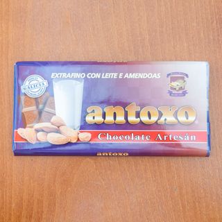Tableta Chocolate Con Leche Y Almendras (150 gr.)