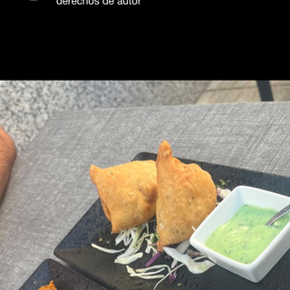 18. Vegeteble Samosas (2 Pzs.)