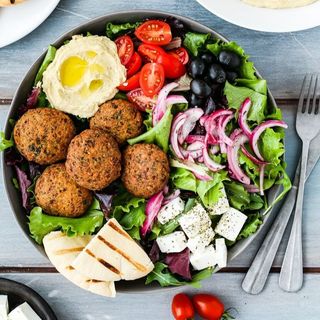 WEGE - FALAFEL SALATA
