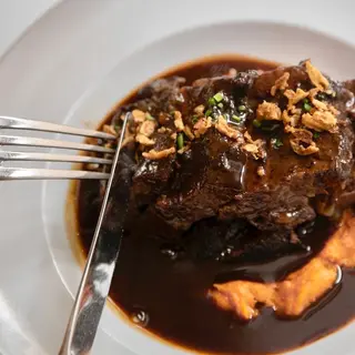 Carrillera ibérica asada