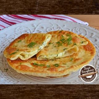 Чебуреки З Сиром Та Зеленню