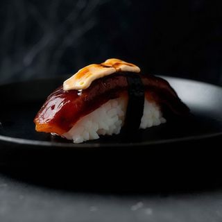 Eel Nigiri with Foie Gras // Nigiri de Anguila con Foie