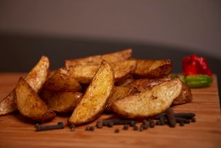 Cartofi wedges 