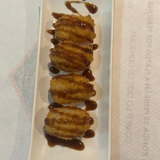 23. bola de arroz 4unds