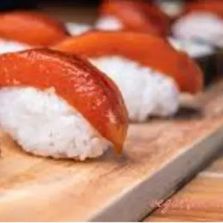 A17.Sushi de atún (2 pzs.)