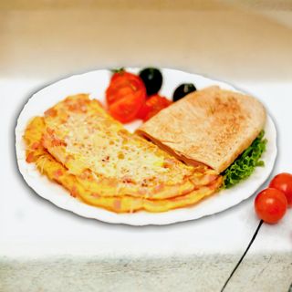 Omleta cu sunca si mozzarella