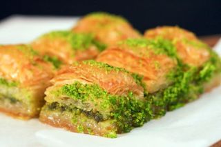 Баклава с шам фъстък