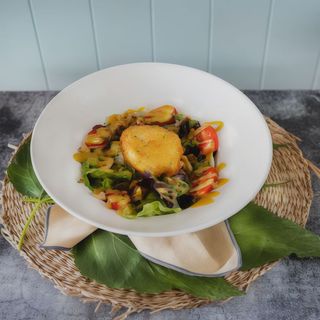 Ensalada de queso de cabra