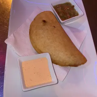 Empanada de jamón y queso 