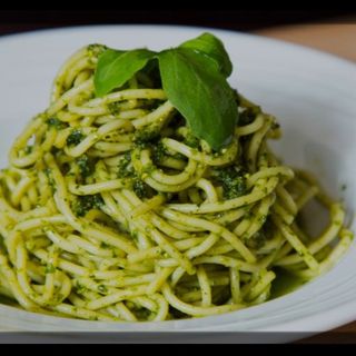 Pasta Senza Pomodoro Con Pesto  